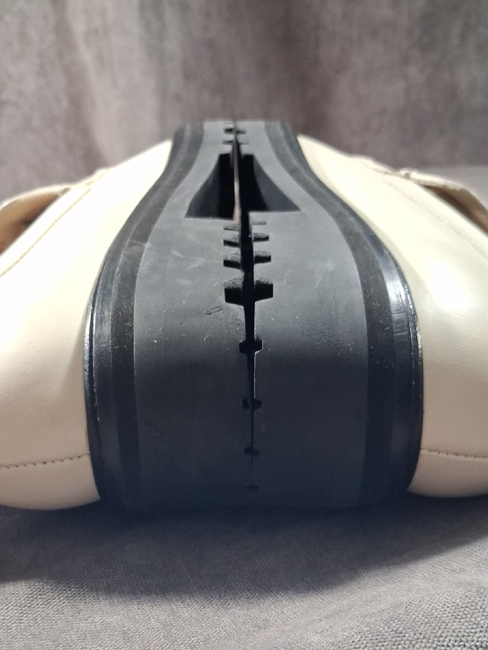 Everlane 'The Lug Loafer' Parchment Cream Leather Loafers NEAR NEW US 10.5 - Picture 13 of 16